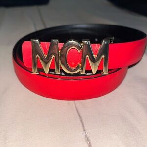 MCM Reversible Red & Black Leather Belt Gold-Tone Buckle With MCM Logo Plaque